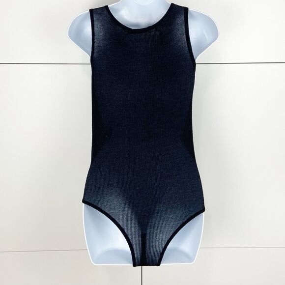Boohoo Black Crisscross Ribbed Bodysuit | Size 6 | Like New - Picture 8 of 10